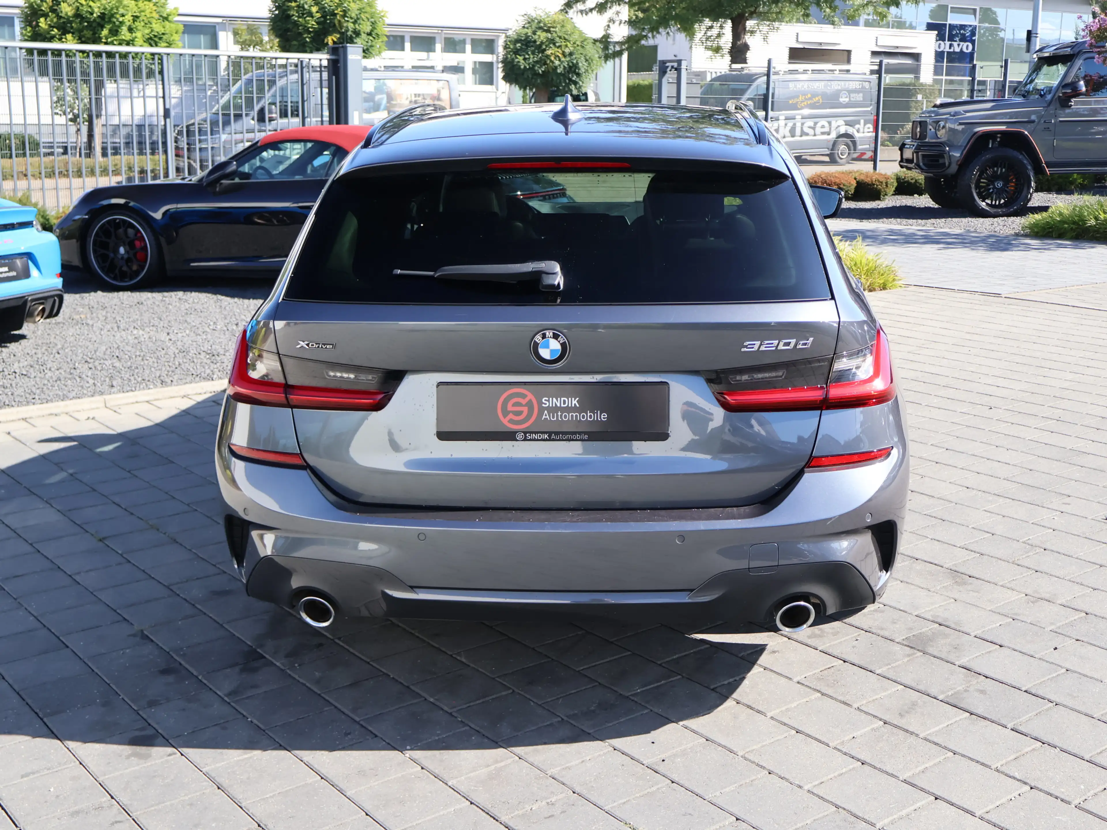 BMW 320 d xDrive M Sport Pano-HeadUp-Navi-ACC-PDC — photo 8