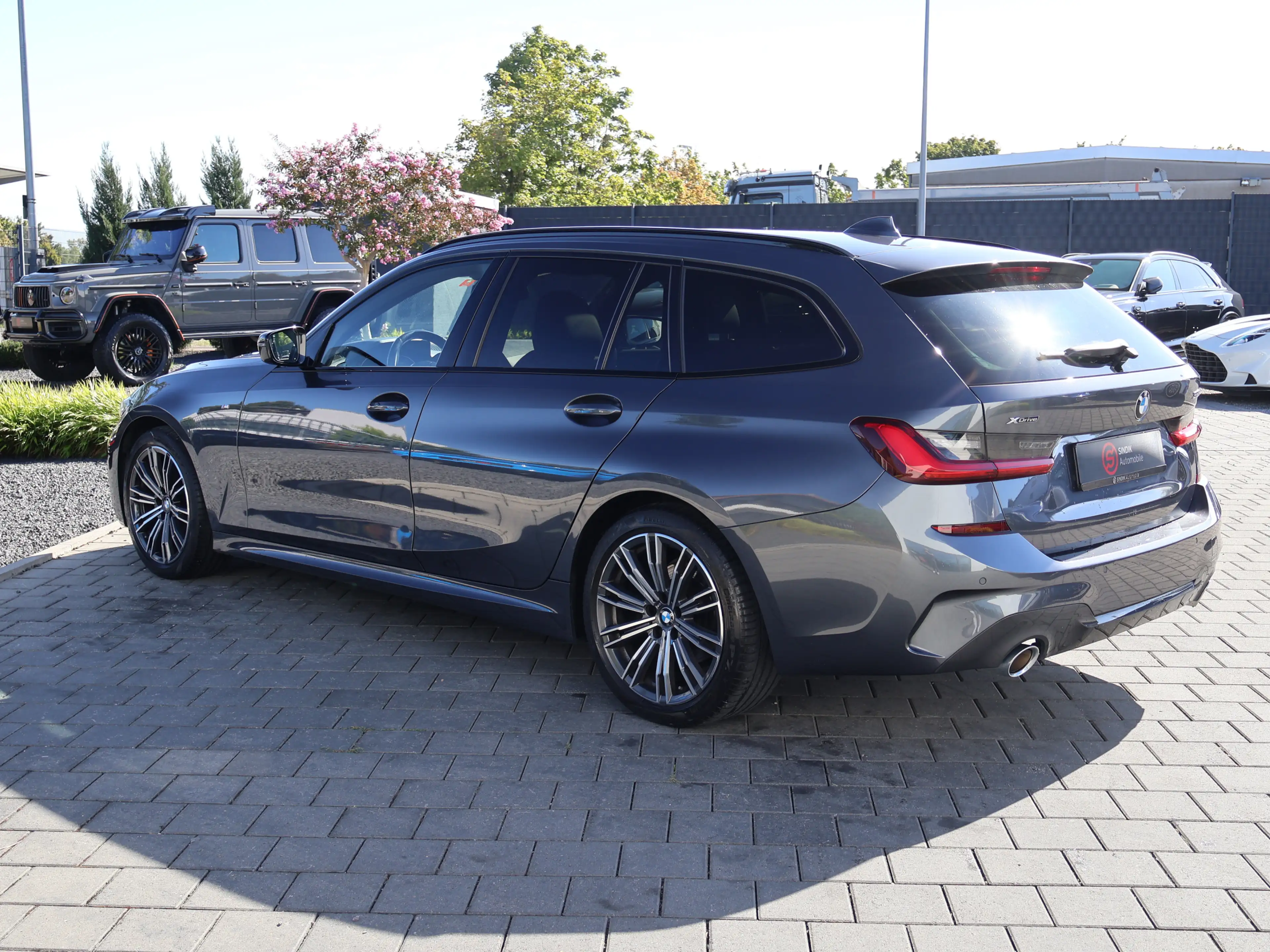 BMW 320 d xDrive M Sport Pano-HeadUp-Navi-ACC-PDC — photo 6