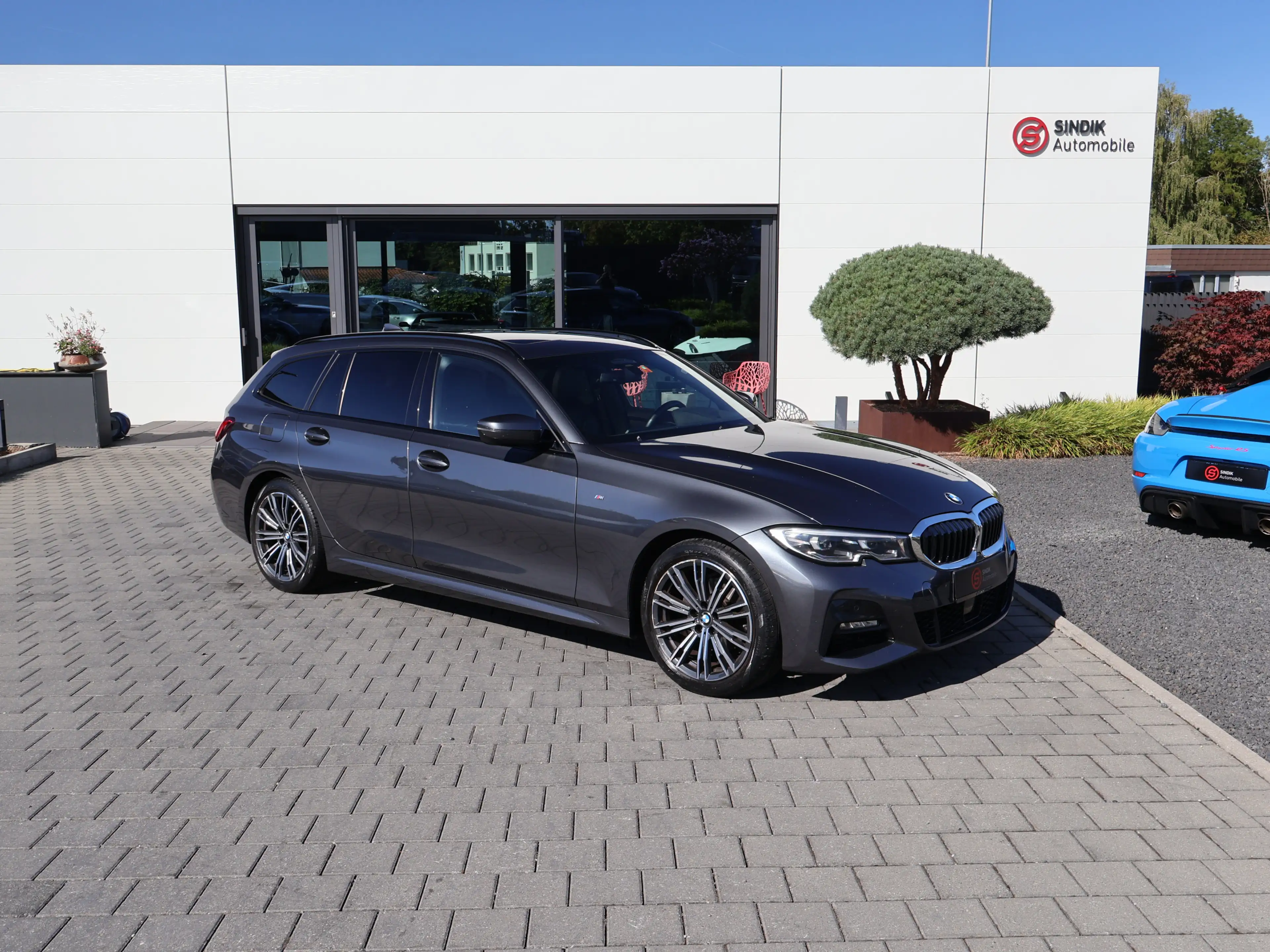 BMW 320 d xDrive M Sport Pano-HeadUp-Navi-ACC-PDC — photo 2