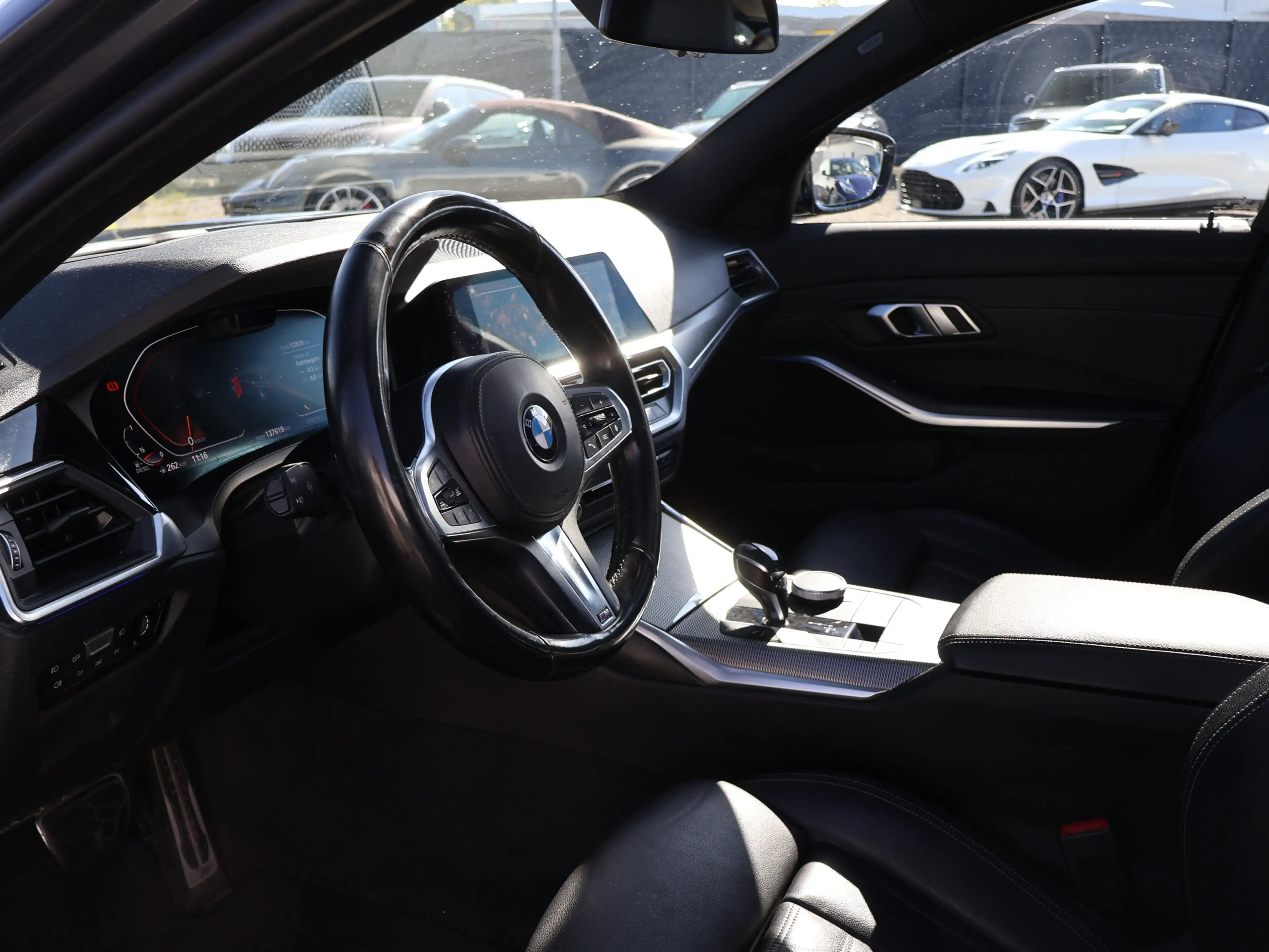 BMW 320 d xDrive M Sport Pano-HeadUp-Navi-ACC-PDC — photo 12