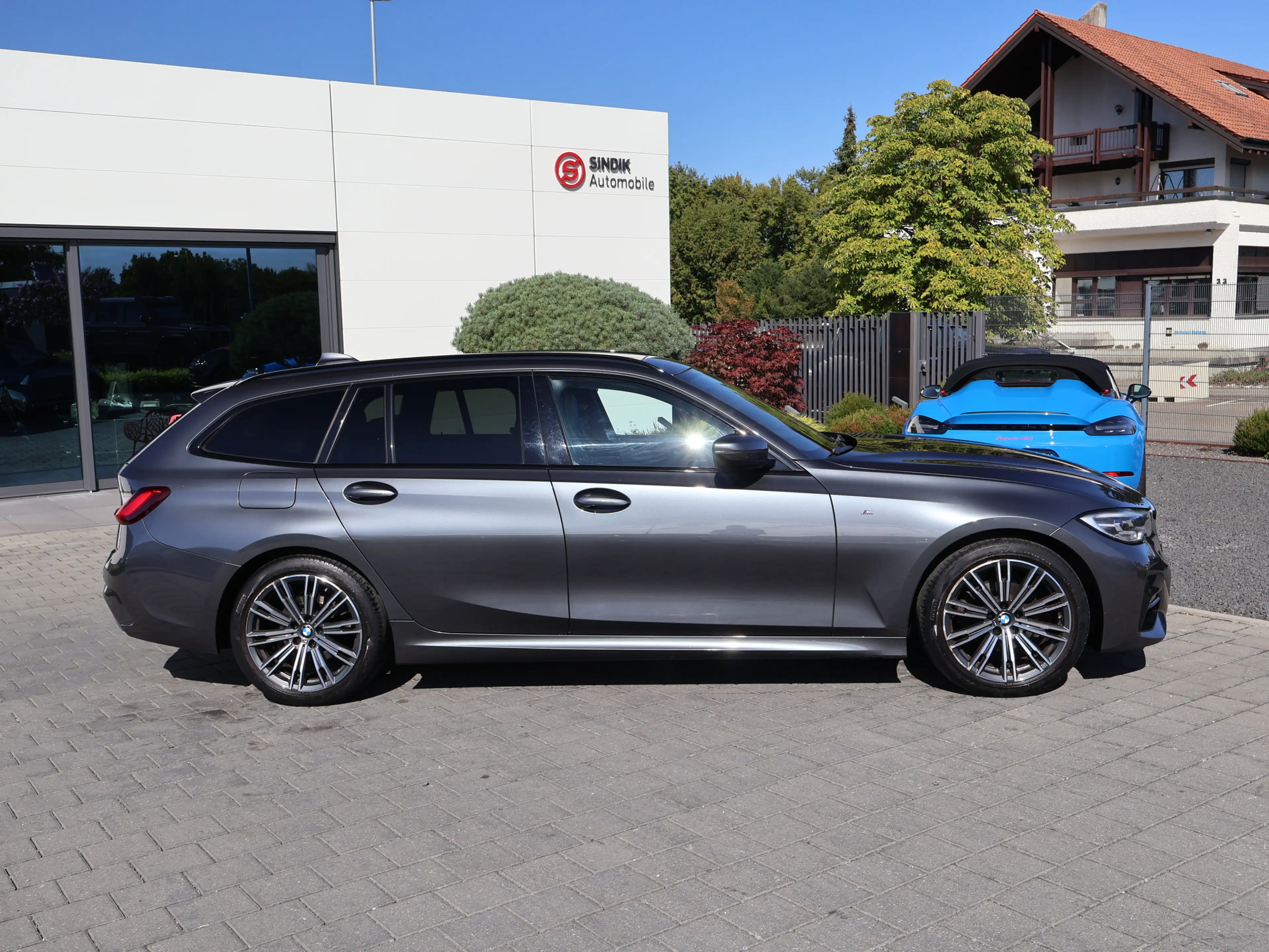 BMW 320 d xDrive M Sport Pano-HeadUp-Navi-ACC-PDC — photo 10