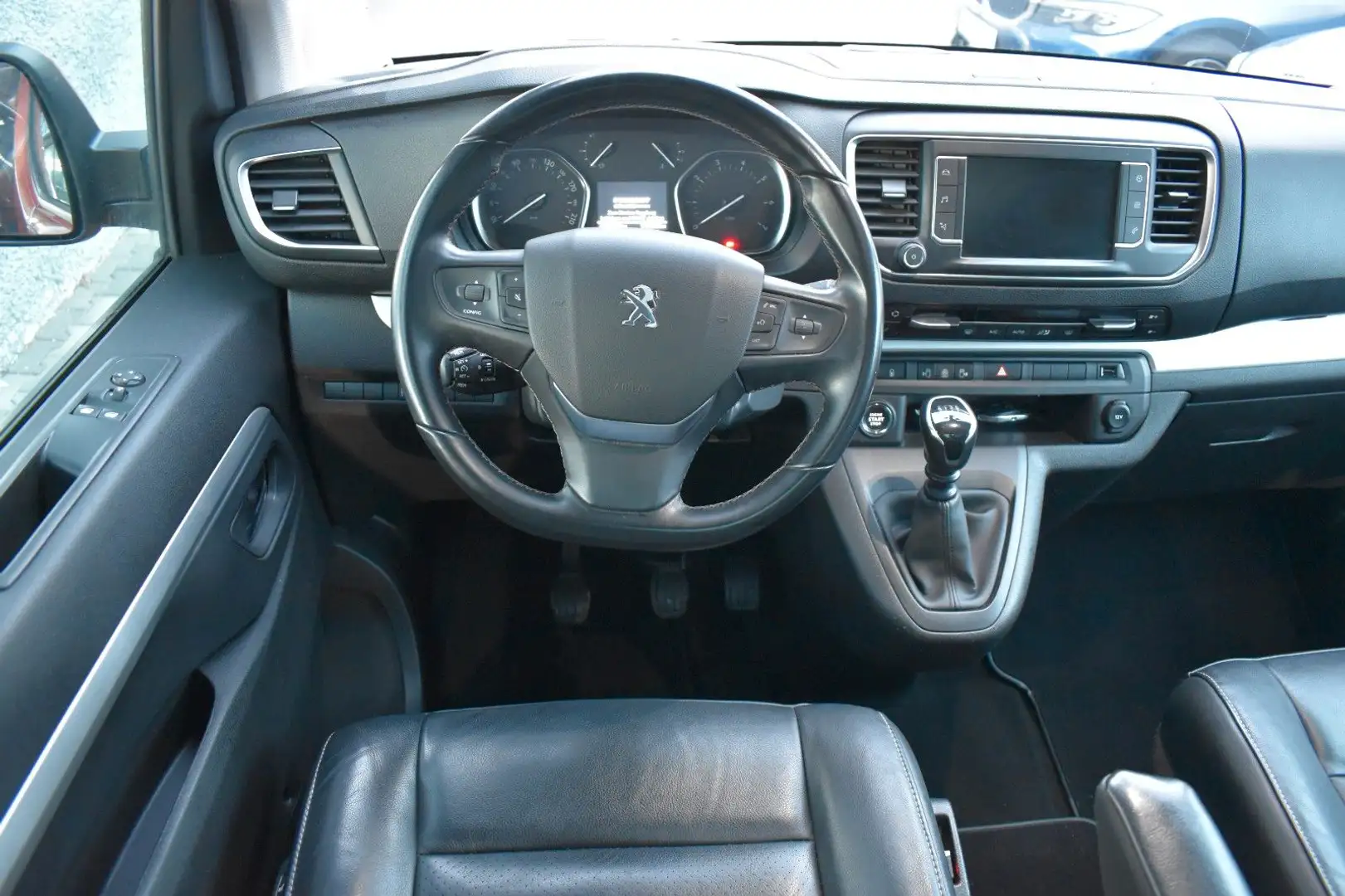 Peugeot Traveller Allure L2*8-SITZER*HEAD-UP*AHK*PANO* Оранжевый - 2