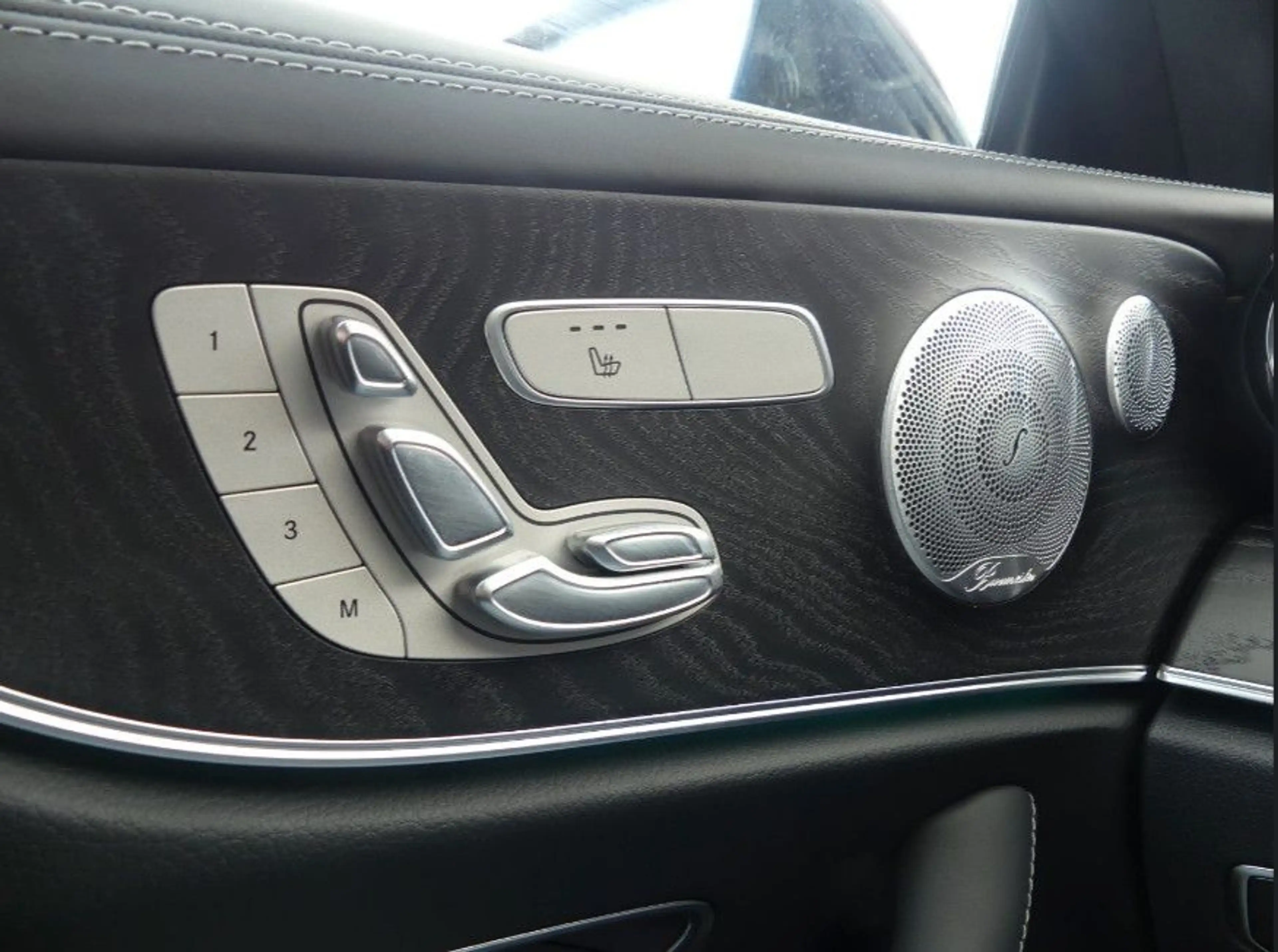 Mercedes-Benz E 450 Coupe 4Matic*AMG*Night*Burmester*Panorama — photo 12