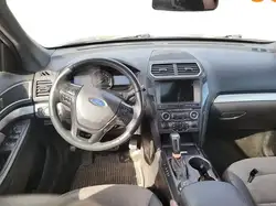Ford Explorer снимка Ford Explorer
