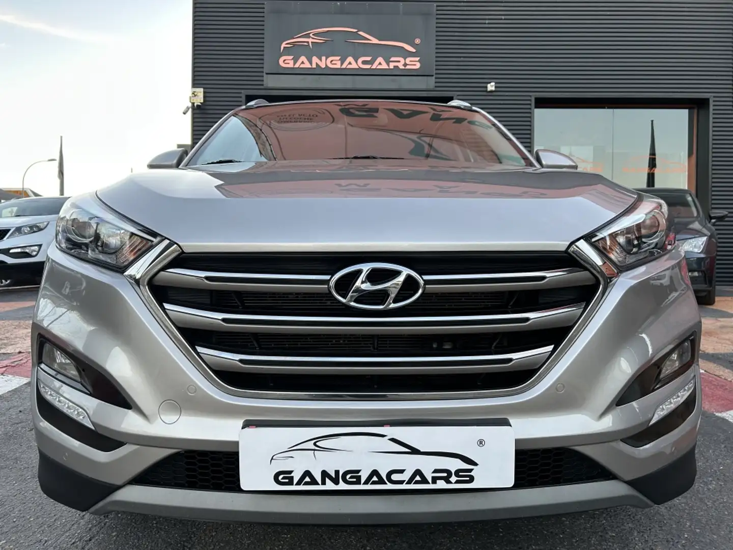 Hyundai TUCSON 1.6 GDI BD Tecno 4x2 131 Gris - 1