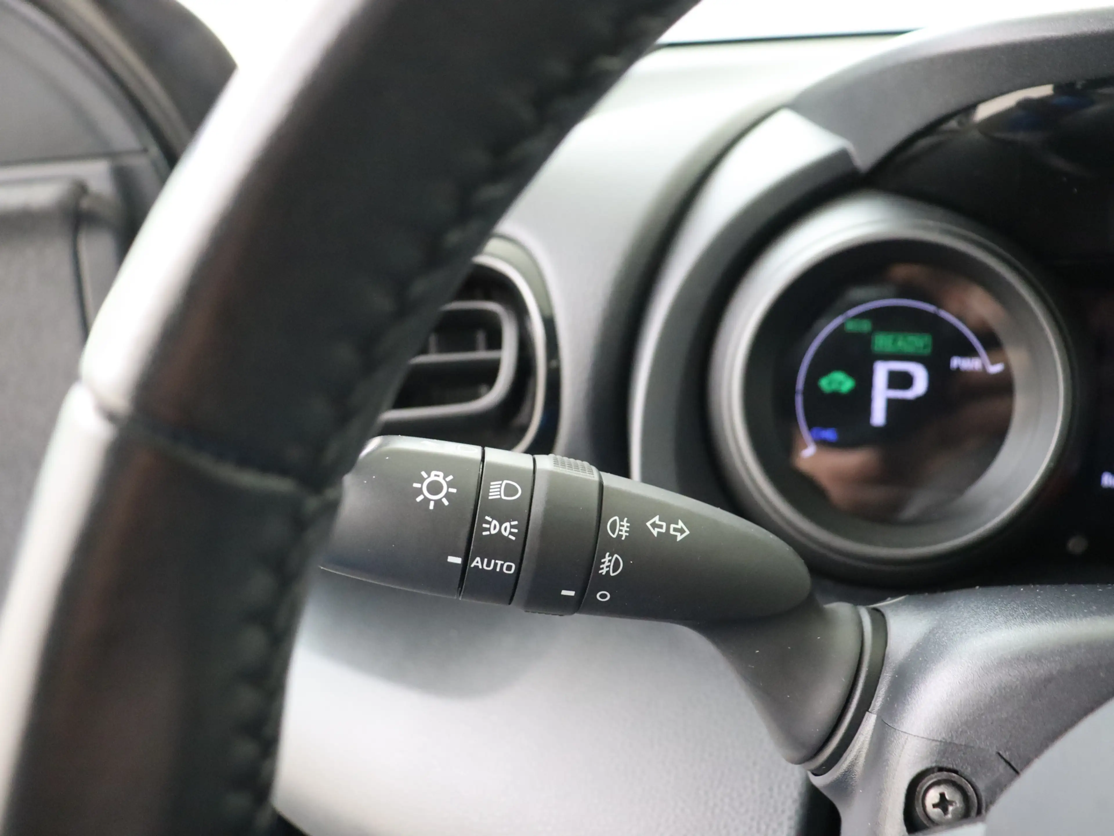 Toyota Yaris 1.5 Hybrid Business Plus | BTW Voertuig | NL Auto — photo 13