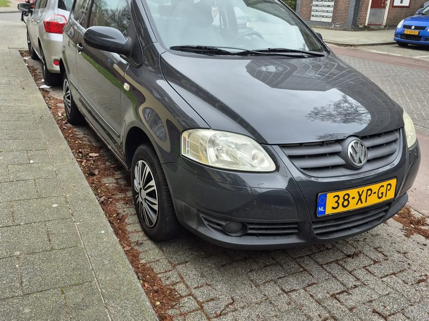 Volkswagen Fox 1.2 Trendline Grijs - 1