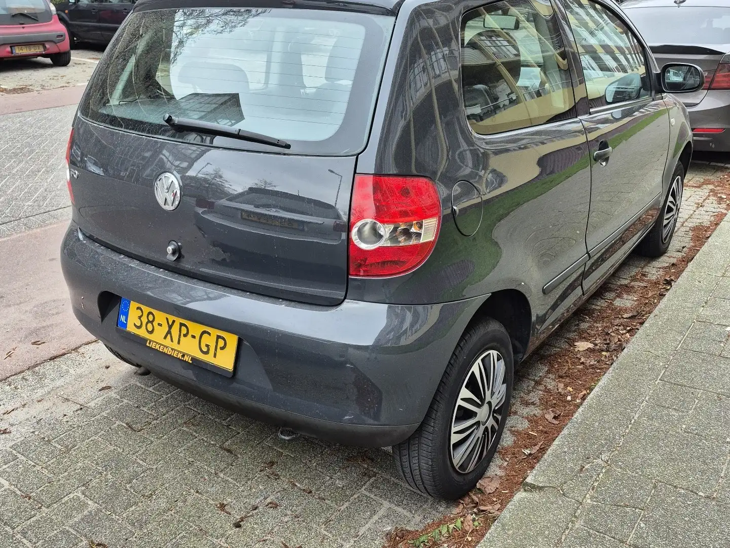 Volkswagen Fox 1.2 Trendline Grijs - 2