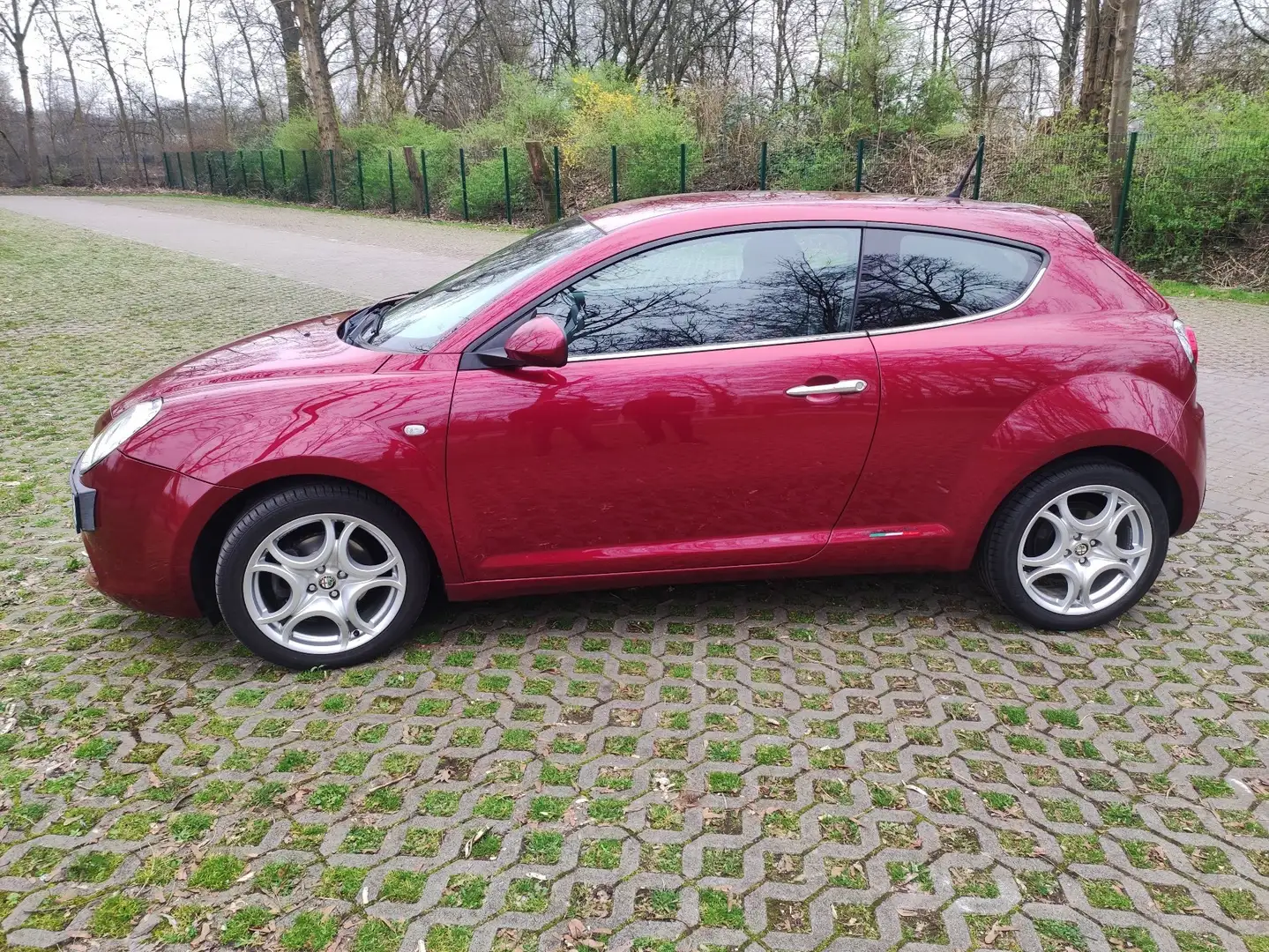 Alfa Romeo MiTo TB 1.4 16V MultiAir Turismo Tüv neu Rot - 1