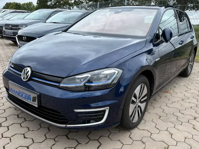 Volkswagen Golf VII Lim. e-Golf, Navi, GJR,Wärmepumpe