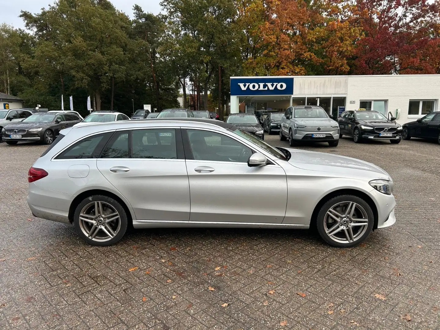 Mercedes-Benz C 200 C -Klasse T-Modell C 200 T 4Matic Silber - 1