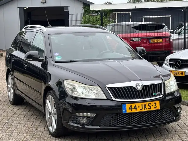 Skoda Octavia view 3