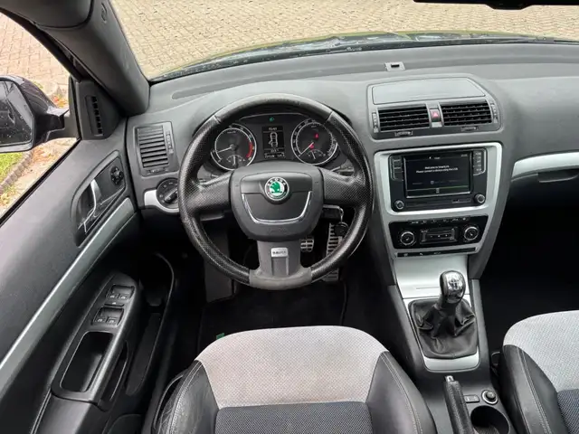Skoda Octavia view 9
