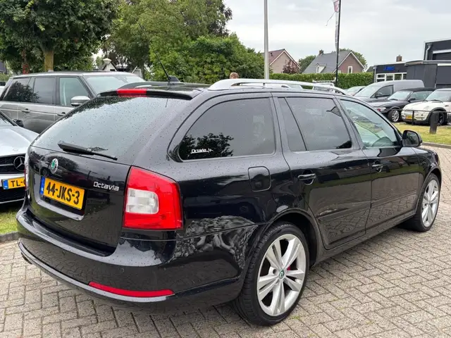 Skoda Octavia view 6
