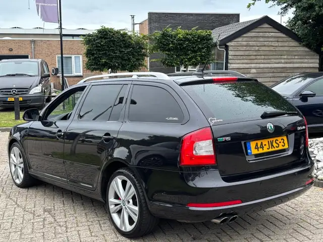 Skoda Octavia view 8