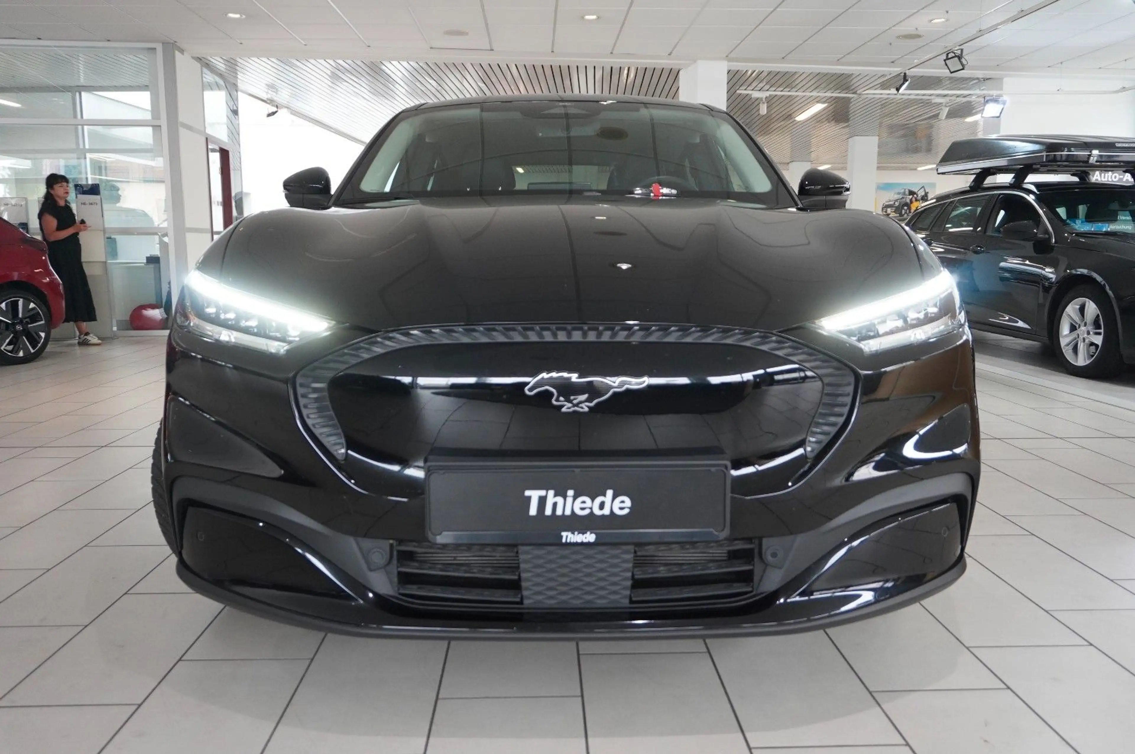 Ford Mustang Mach-E 75KWH NAVI/LED/KAMERA/ACC/SHZ/AHK — photo 6
