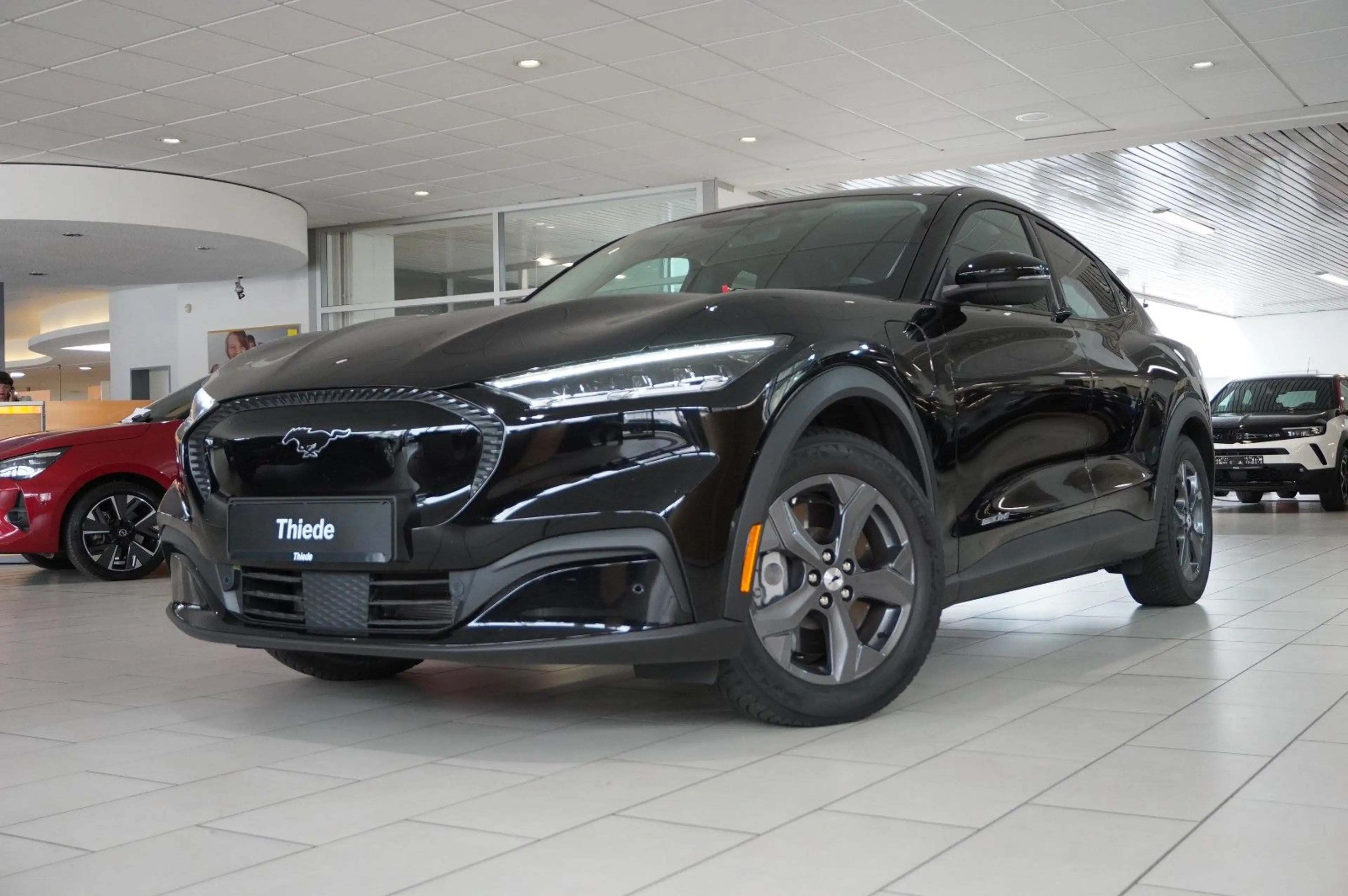 Ford Mustang Mach-E 75KWH NAVI/LED/KAMERA/ACC/SHZ/AHK — photo 4