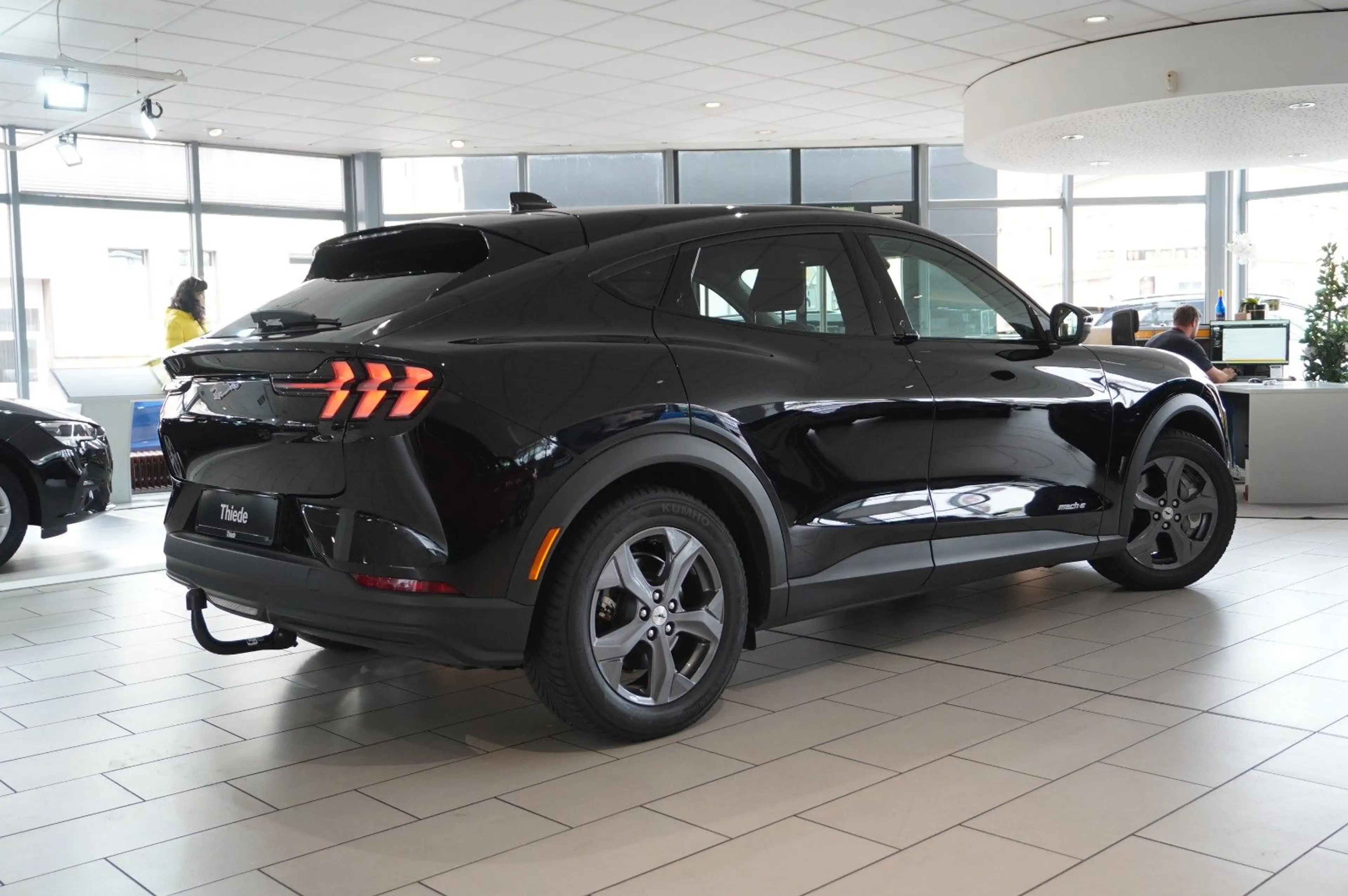 Ford Mustang Mach-E 75KWH NAVI/LED/KAMERA/ACC/SHZ/AHK — photo 10