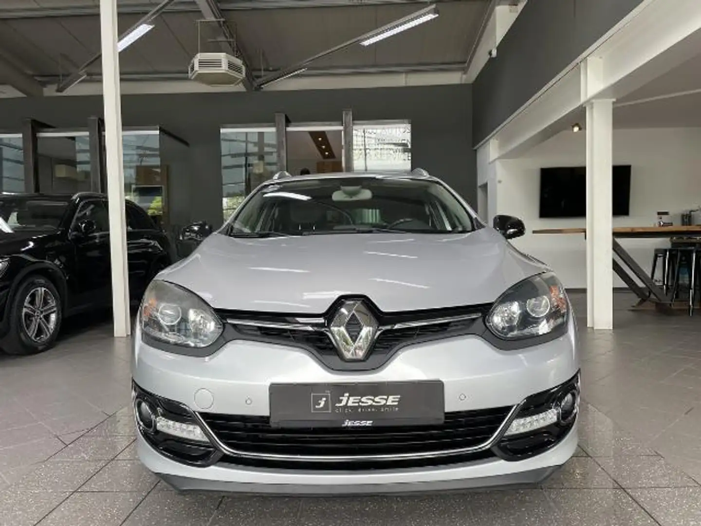 Renault Megane III BOSE Edition Bi-Xenon Temp AHK R.Cam Grau - 2