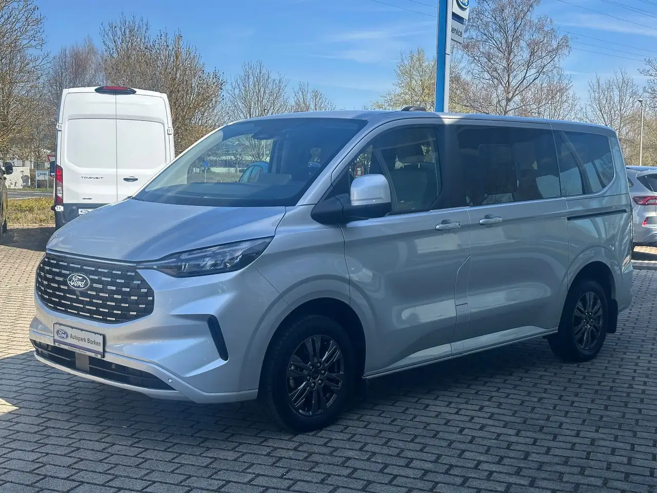 Ford Tourneo Custom 2.0 320 L1 Titanium AHK 2025 — миниатюра 1