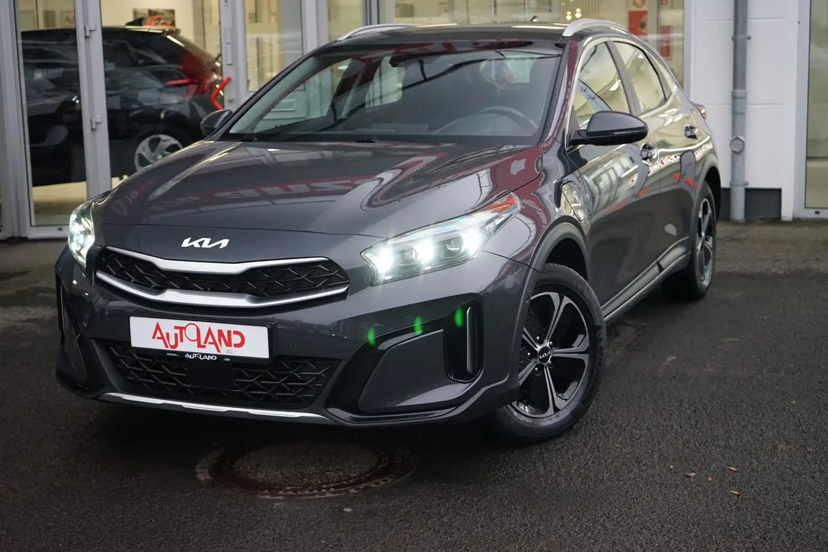 Kia XCeed 1.6 Spirit Plug-in Hybrid LED Navi ACC AHK Grau - 2