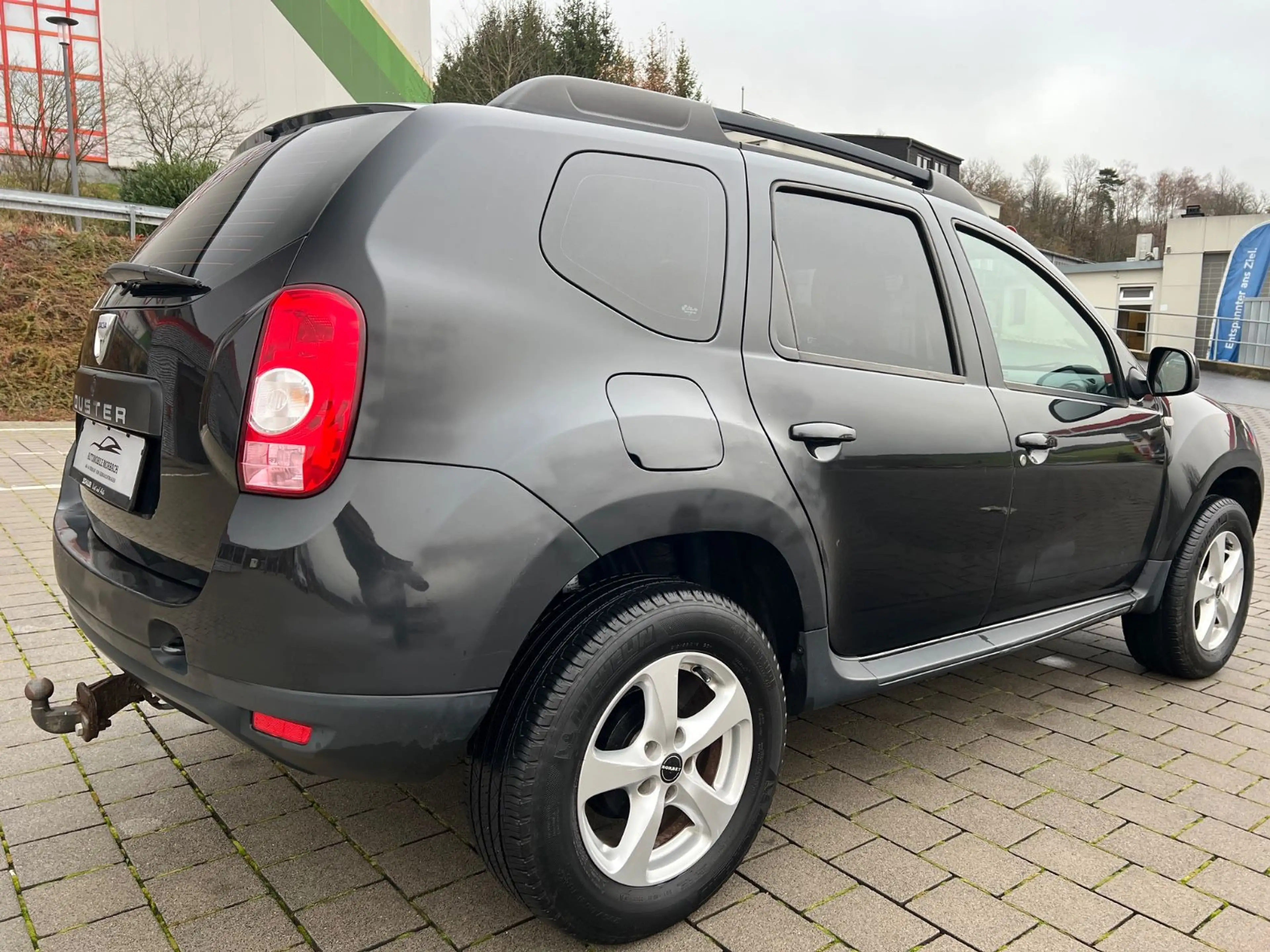 Dacia Duster I Laureate 4x4 1.6*KLIMA*EURO5*TÜV05/2027 — photo 11
