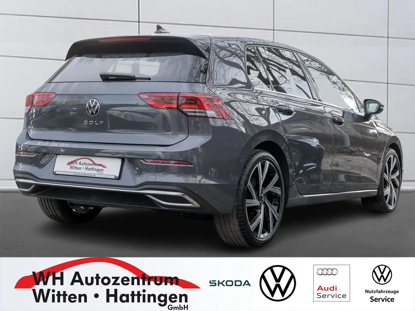 Volkswagen Golf VIII 2.0 TSI DSG STYLE NAVI AHK REARVIEW LED PDC Grau - 2