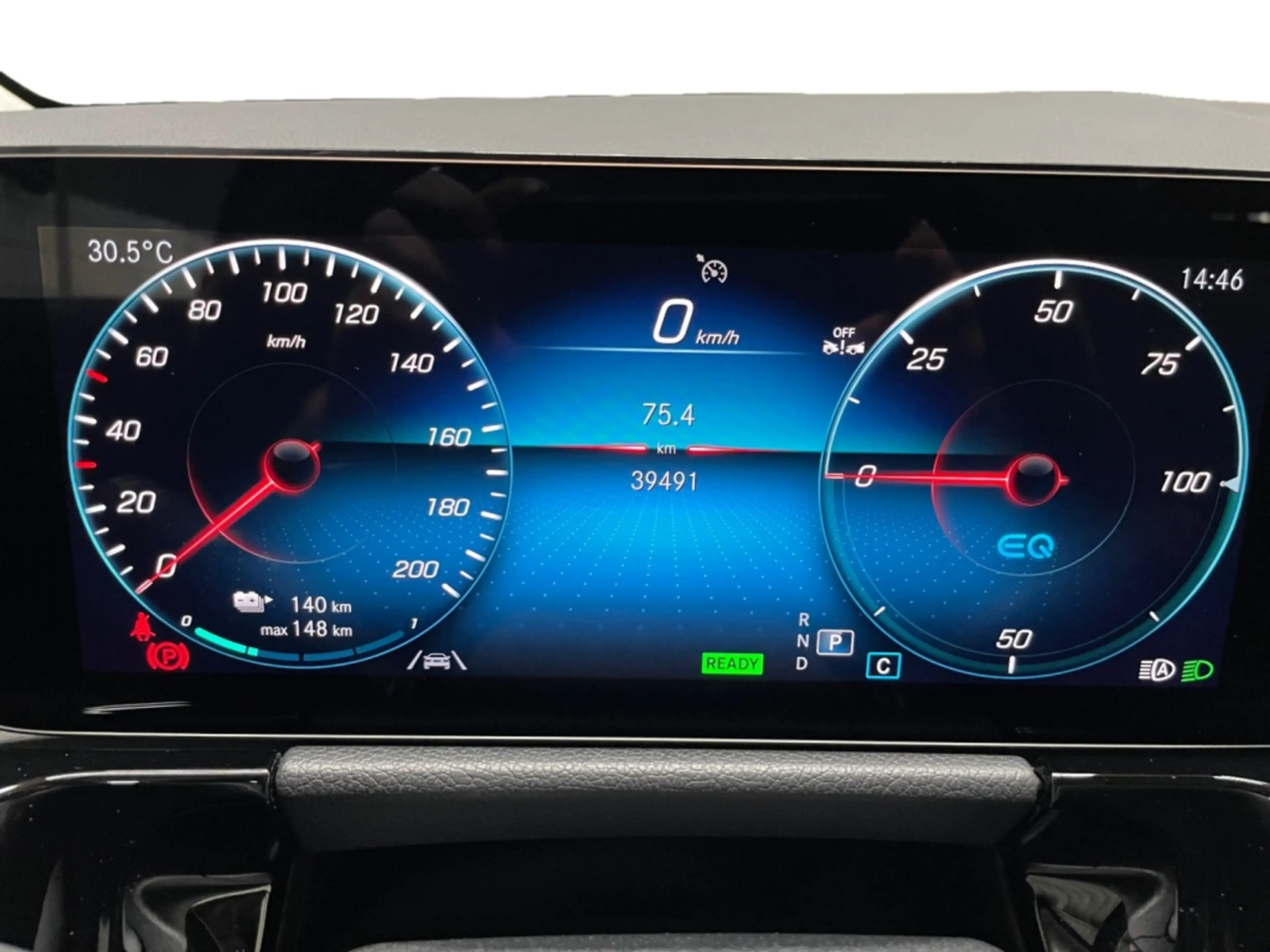 Mercedes-Benz EQA 250 Progressive MBUX+Progressive+Wide+Cam — photo 14