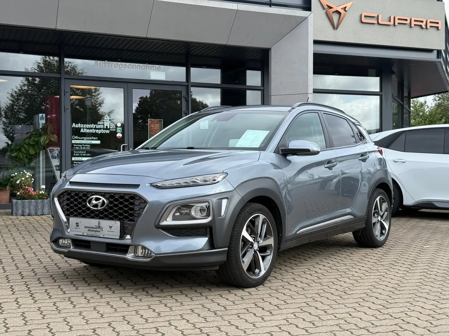 Hyundai KONA 1.0 T-GDI Premium 2WD HUD LED SH Silber - 2