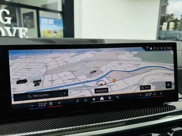 BMW X7 view 15