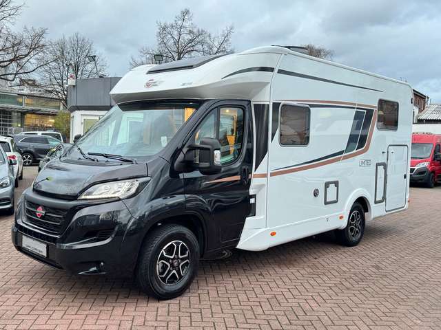 Imagine Bürstner LIMITIED T 690 G FIAT 9G-AUTOMATK HUBBETT SAT TV