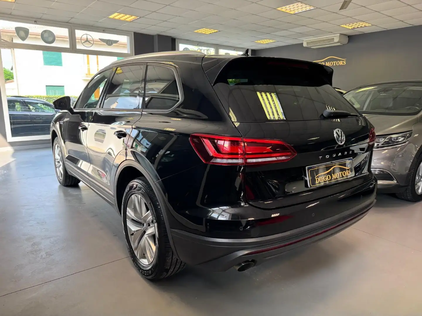 Volkswagen Touareg 3.0 V6 tdi Advanced 231cv tiptronic Nero - 2