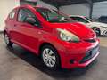 Toyota Aygo** TÜV/AU neu +Stadtflitzer** Červená - thumbnail 4