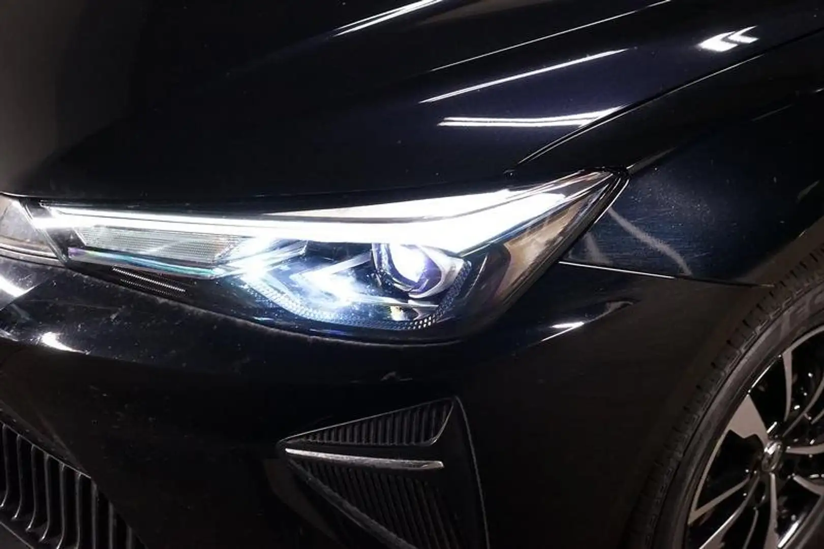 MG MG5 Kamera/AUT/KeyLess/LED/Navi/RFK/SHZ/Virtual Black - 2