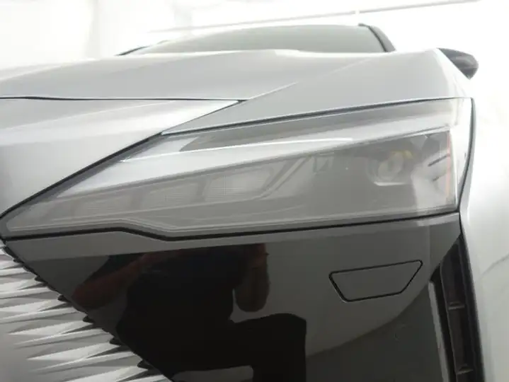Lexus RZ 350e e-PREMIUM EFFICIENCY FWD 2026, foto 18