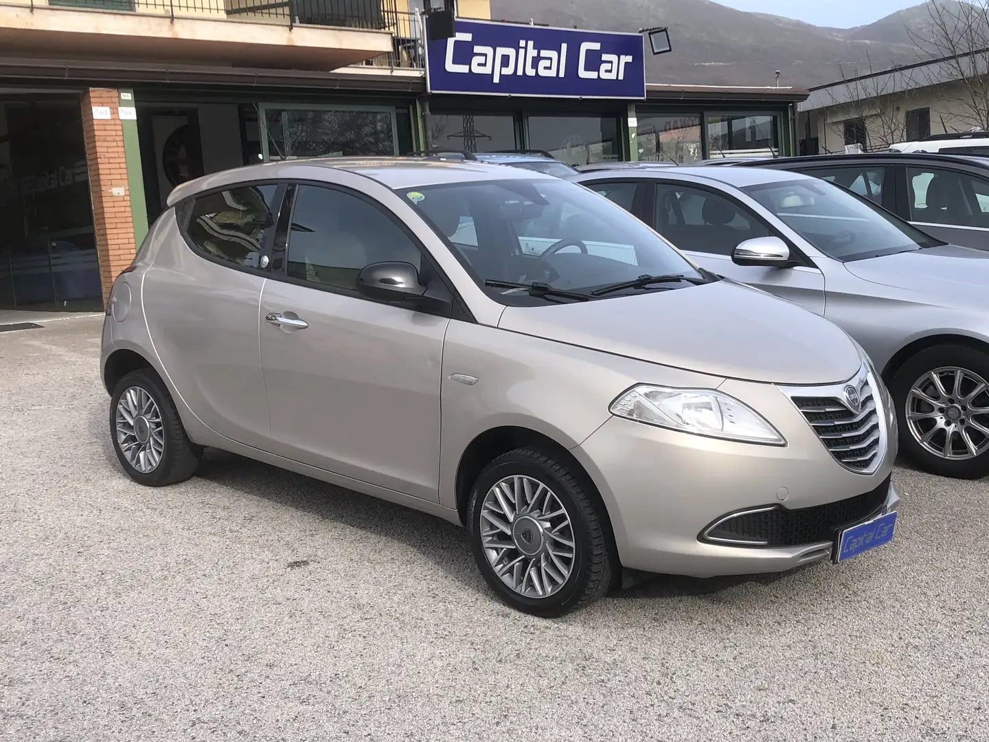 Lancia Ypsilon Ypsilon 0.9 t.air Gold s Brons - 1