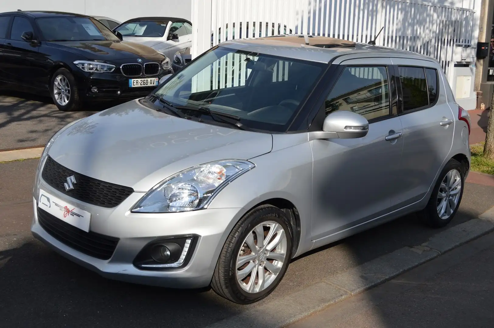 Suzuki Swift 1.2 VVT 94CH SO\u0027CITY 5P Gris - 1
