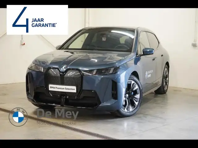 BMW iX 45