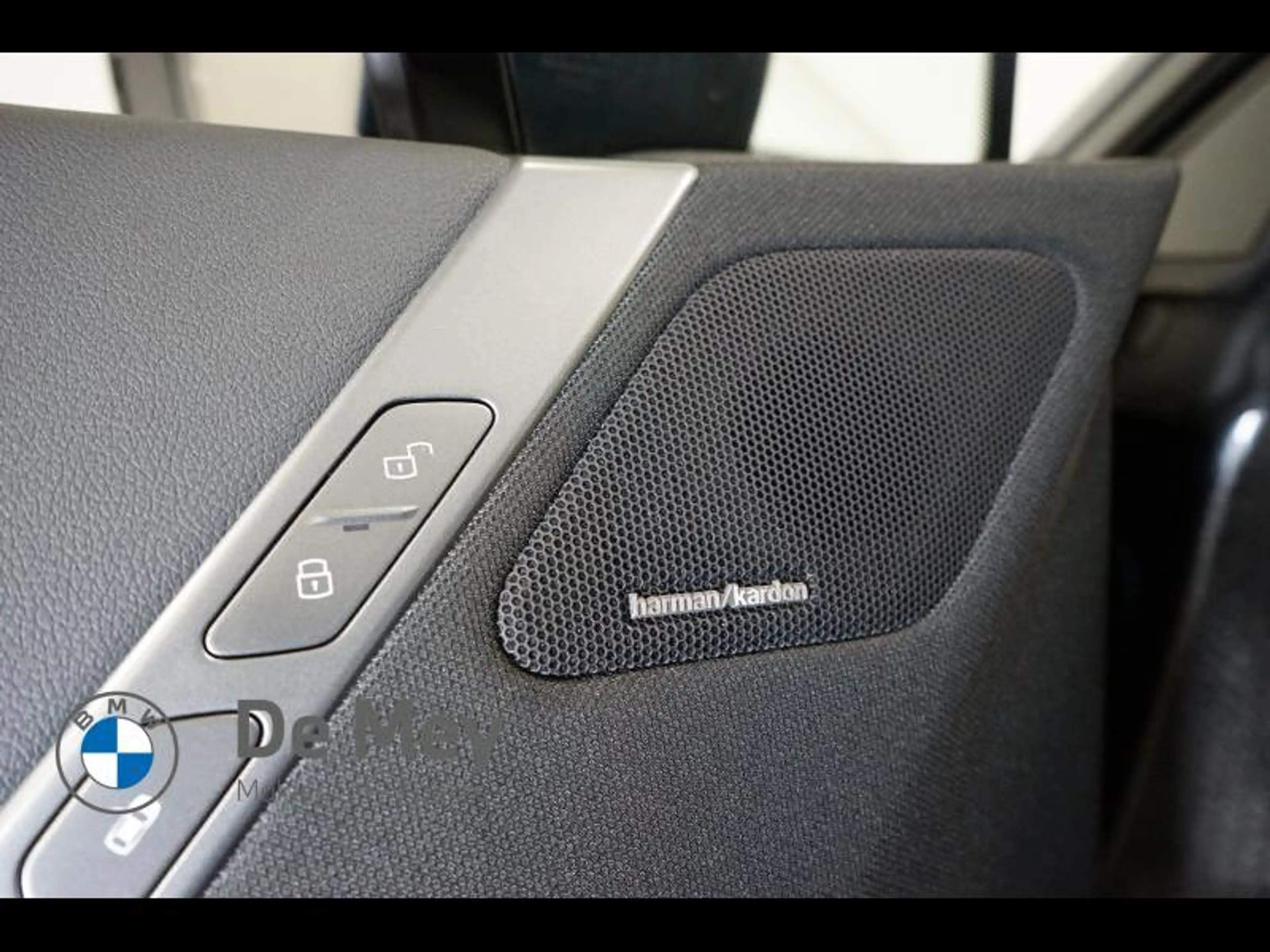 BMW iX 45 — photo 15
