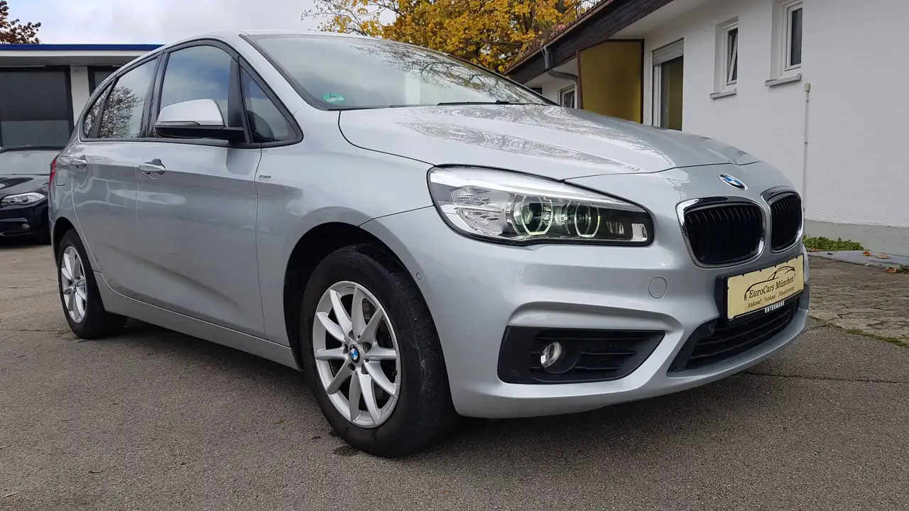 BMW 218