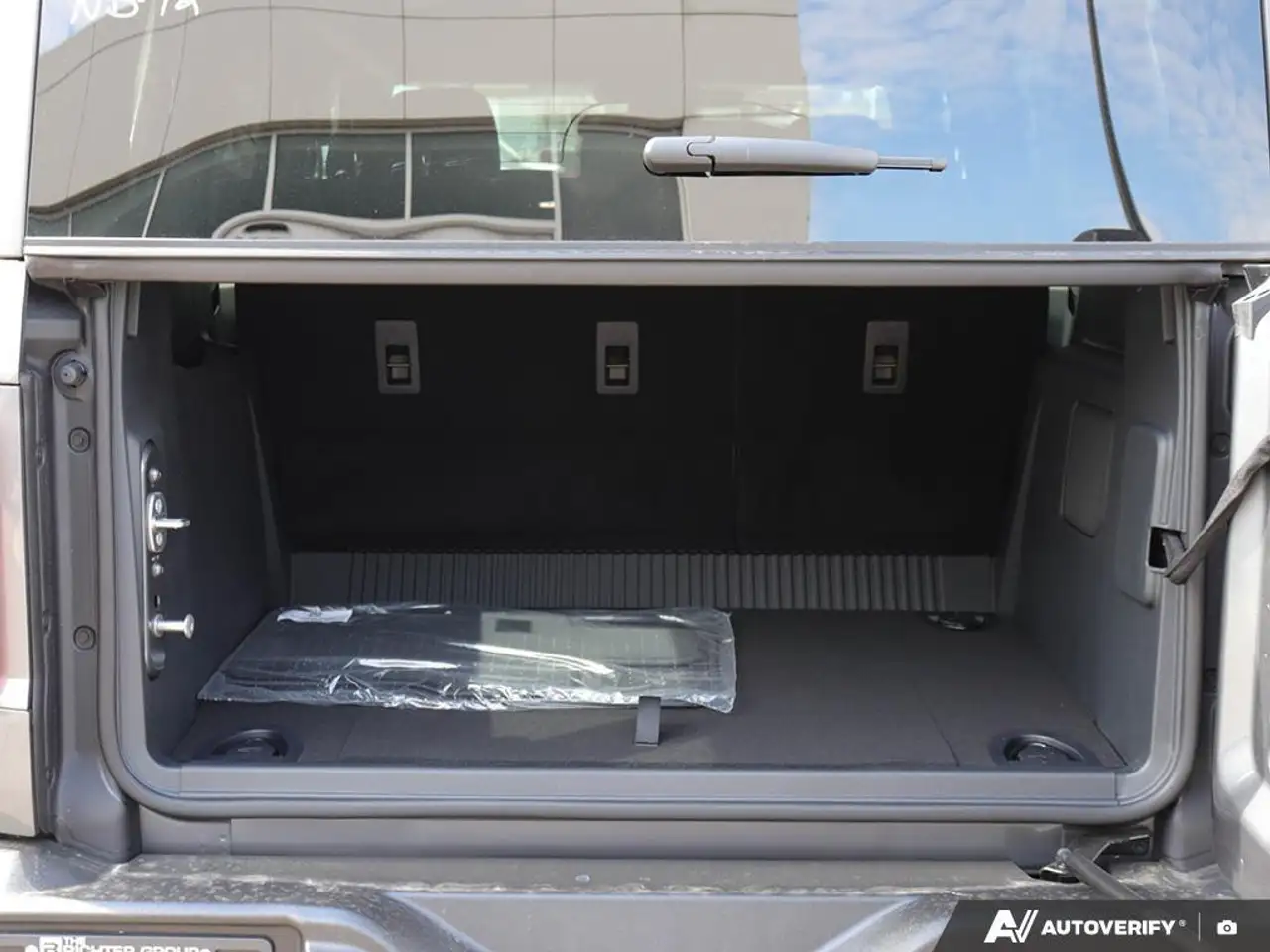 Ford Bronco снимка Ford Bronco