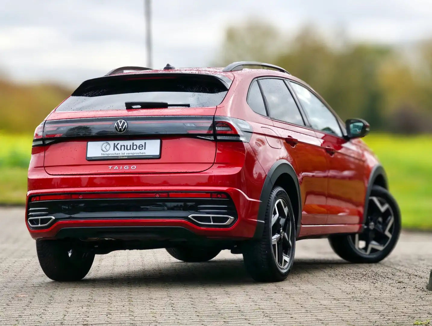 Volkswagen Taigo R-Line 1.5 TSI DSG AHK*MatrixLED*Nav*ACC*SHZ* Rot - 2