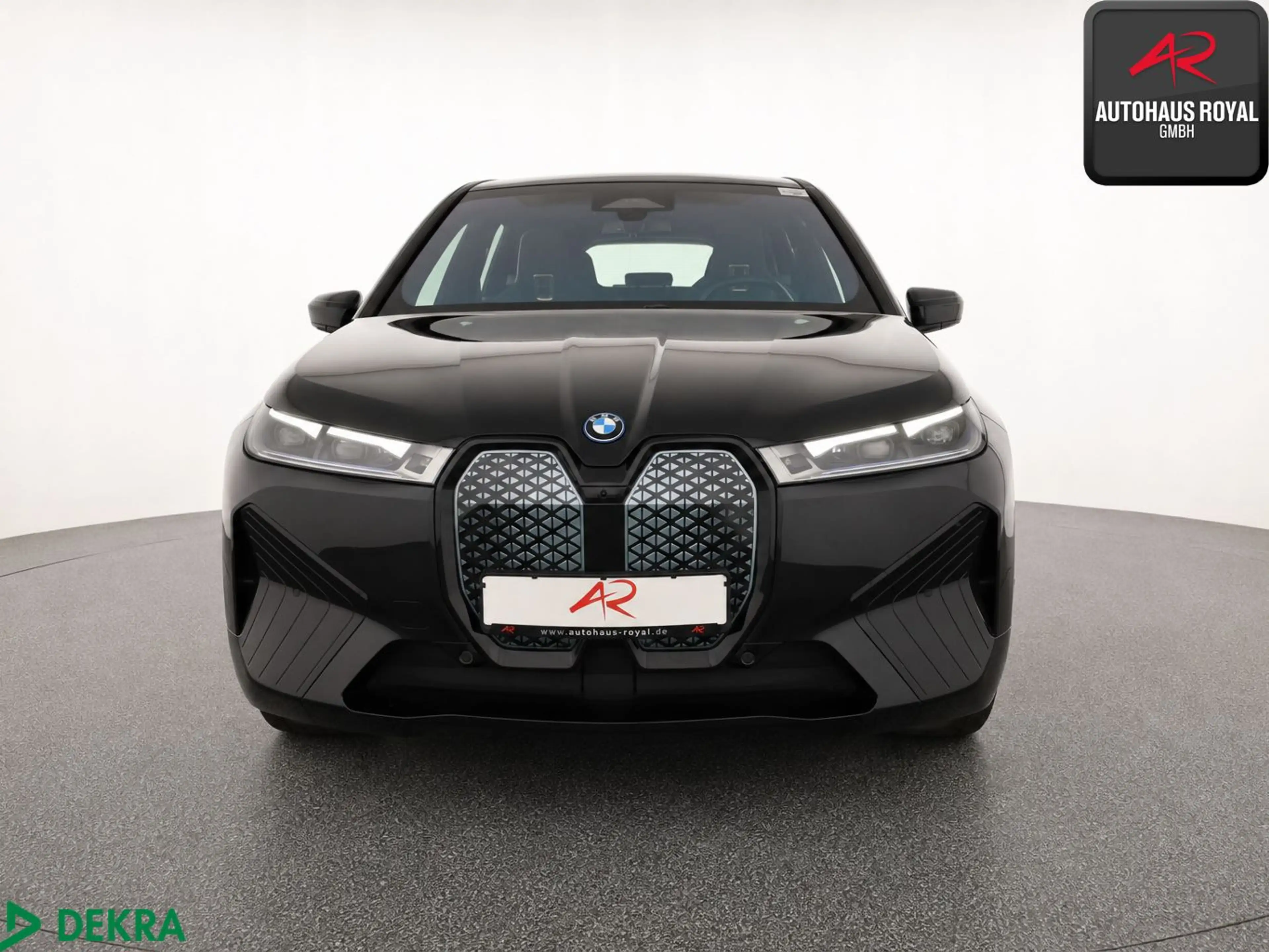BMW iX xDrive50 SPORT LASER,SKYLOUNGE,LUFT,360GRAD — photo 8