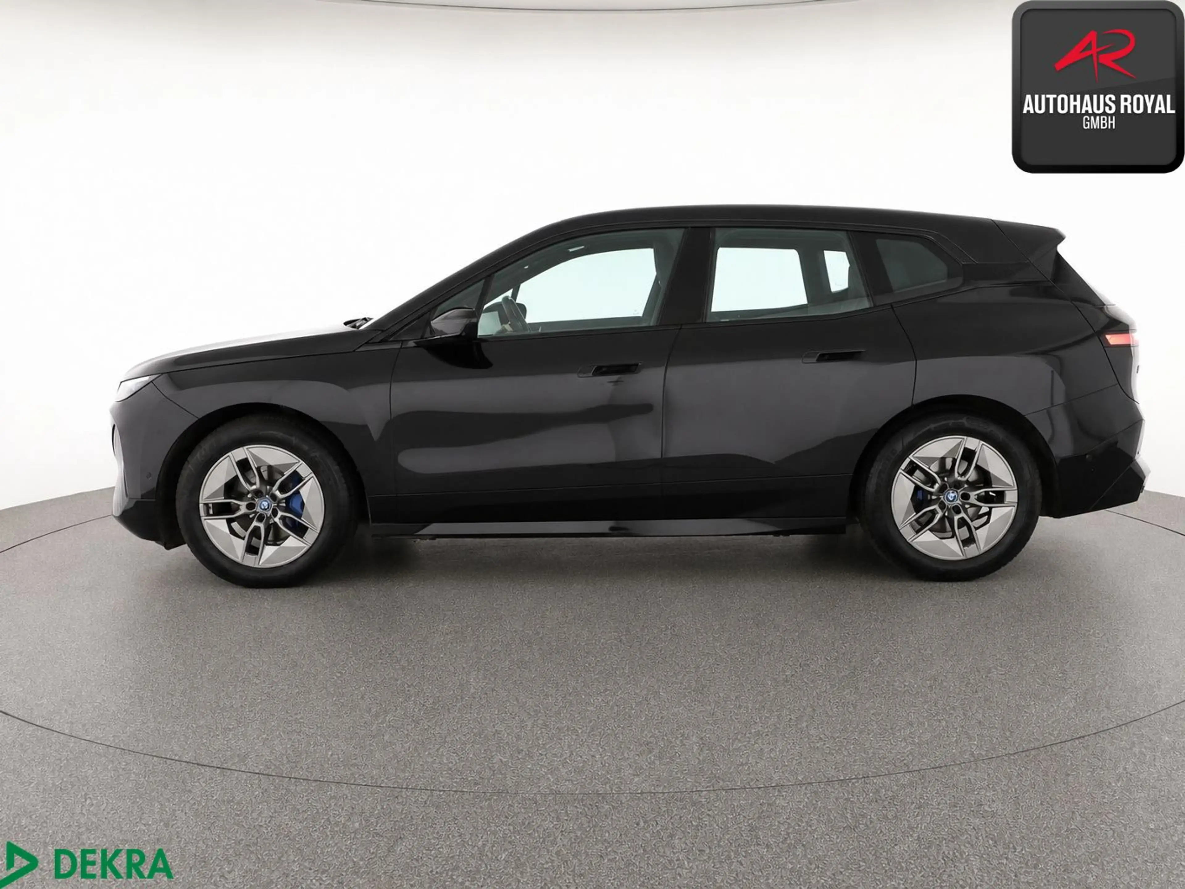 BMW iX xDrive50 SPORT LASER,SKYLOUNGE,LUFT,360GRAD — photo 2
