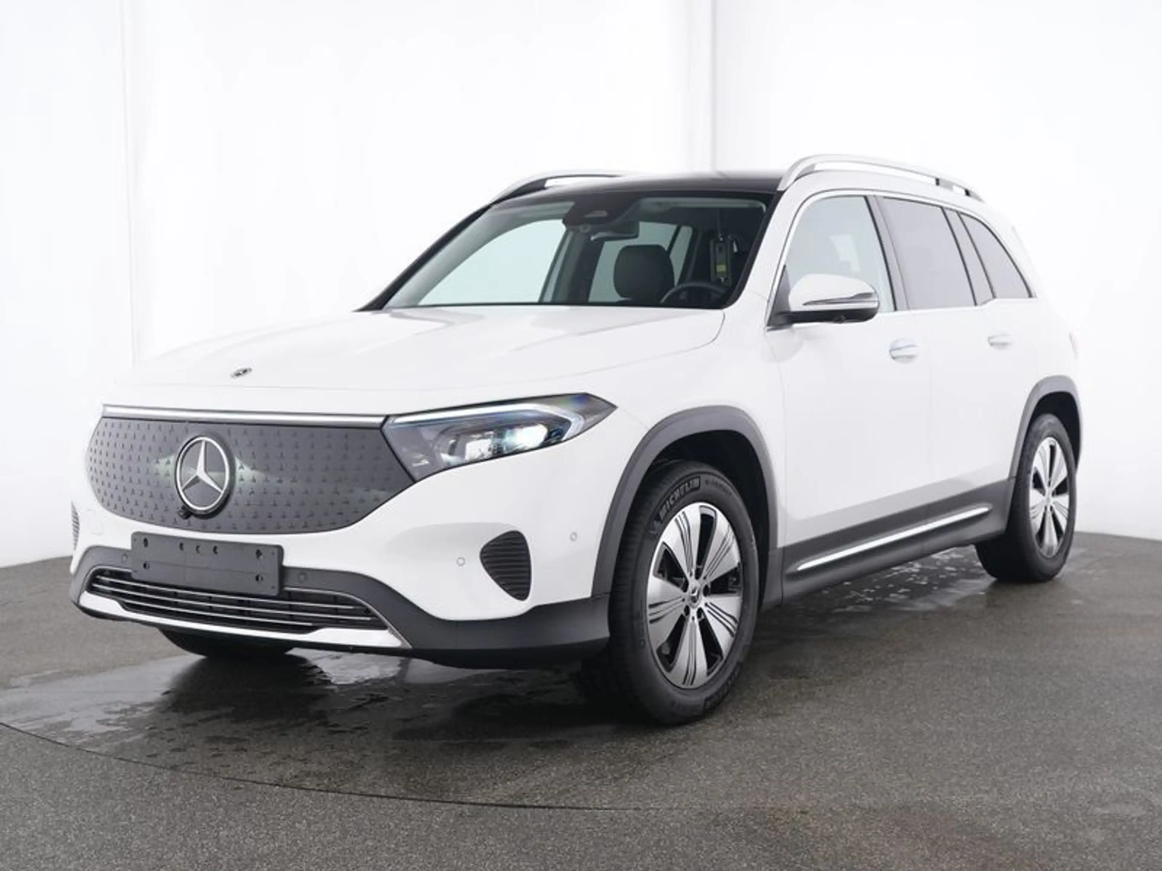 Mercedes-Benz EQB 350 4M PROGRESSIVE+AHK+PANO+DISTR+360+MEMORY — photo 13