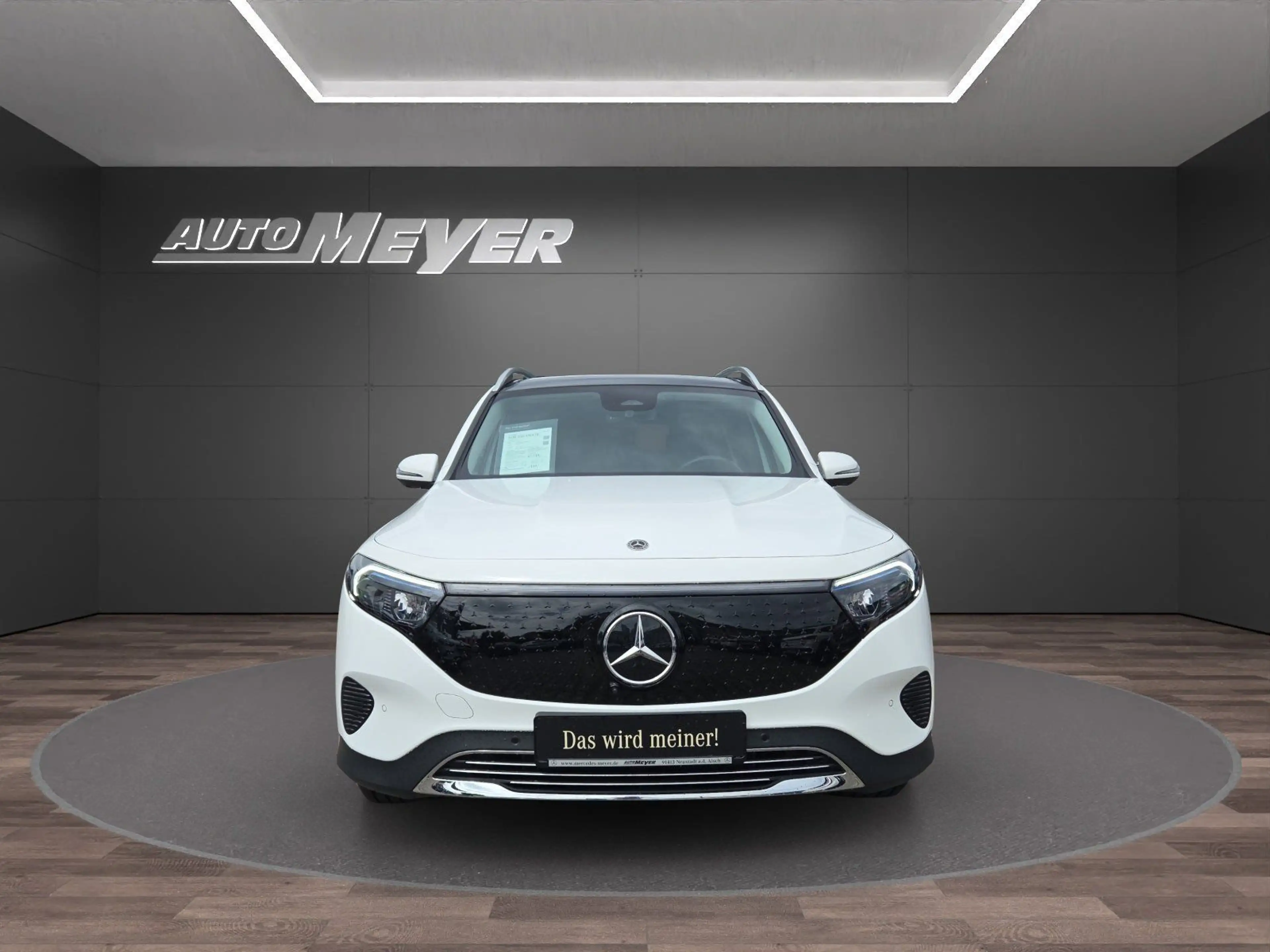 Mercedes-Benz EQB 350 4M PROGRESSIVE+AHK+PANO+DISTR+360+MEMORY — photo 3
