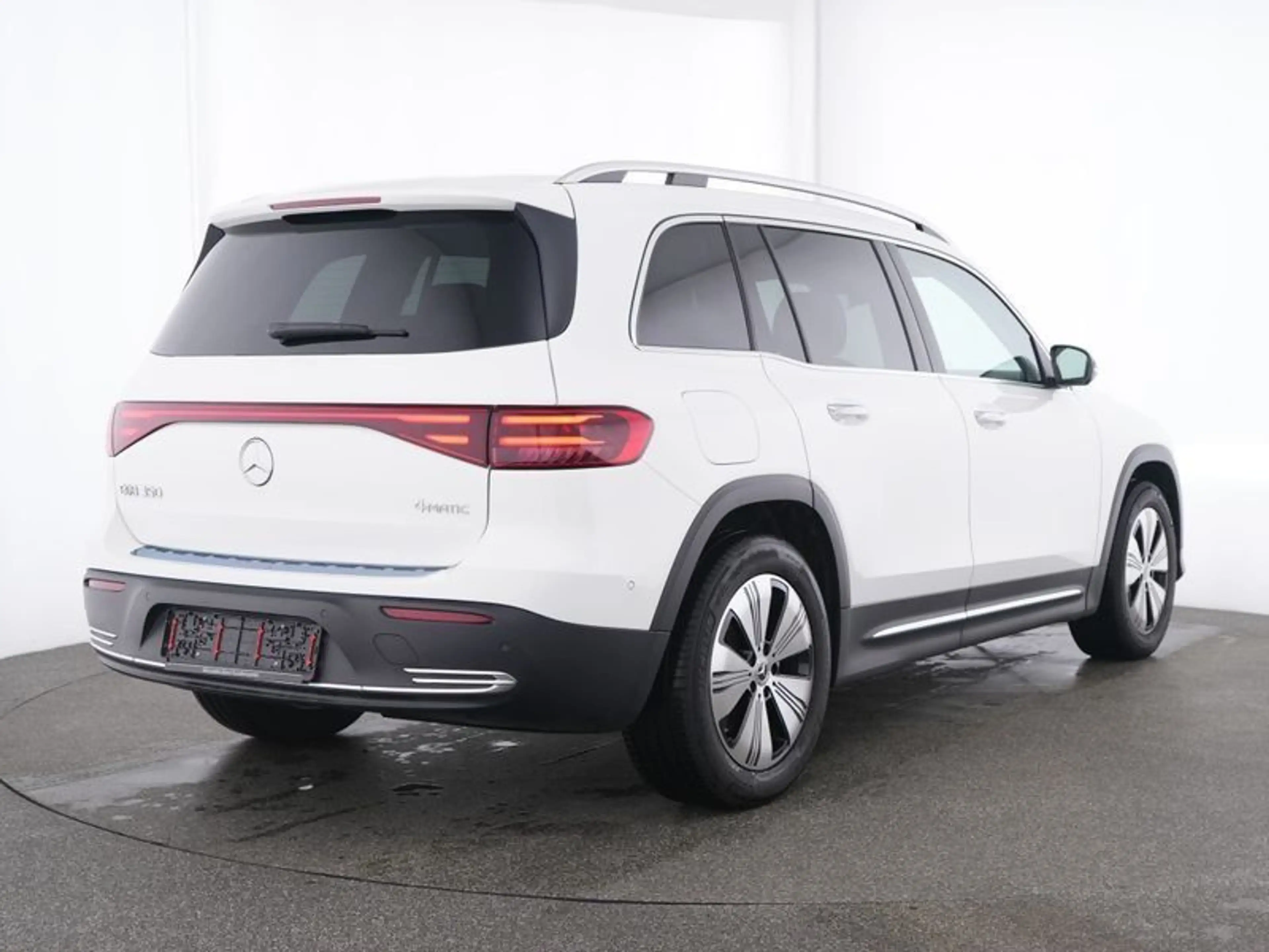 Mercedes-Benz EQB 350 4M PROGRESSIVE+AHK+PANO+DISTR+360+MEMORY — photo 14