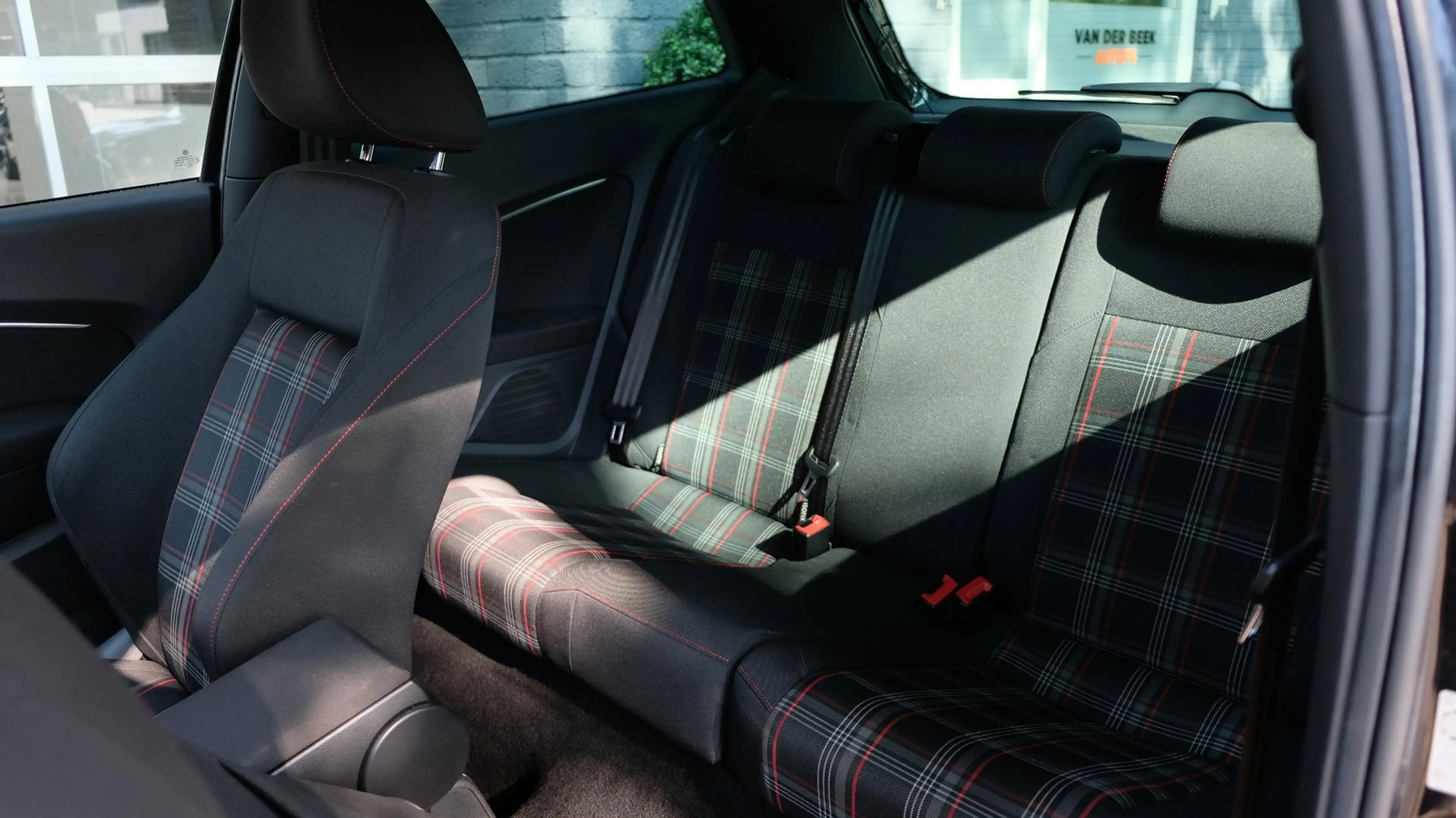 Volkswagen Polo GTI 1.8 TSI 192PK |Carplay|Camera|Cruise|Led — photo 8