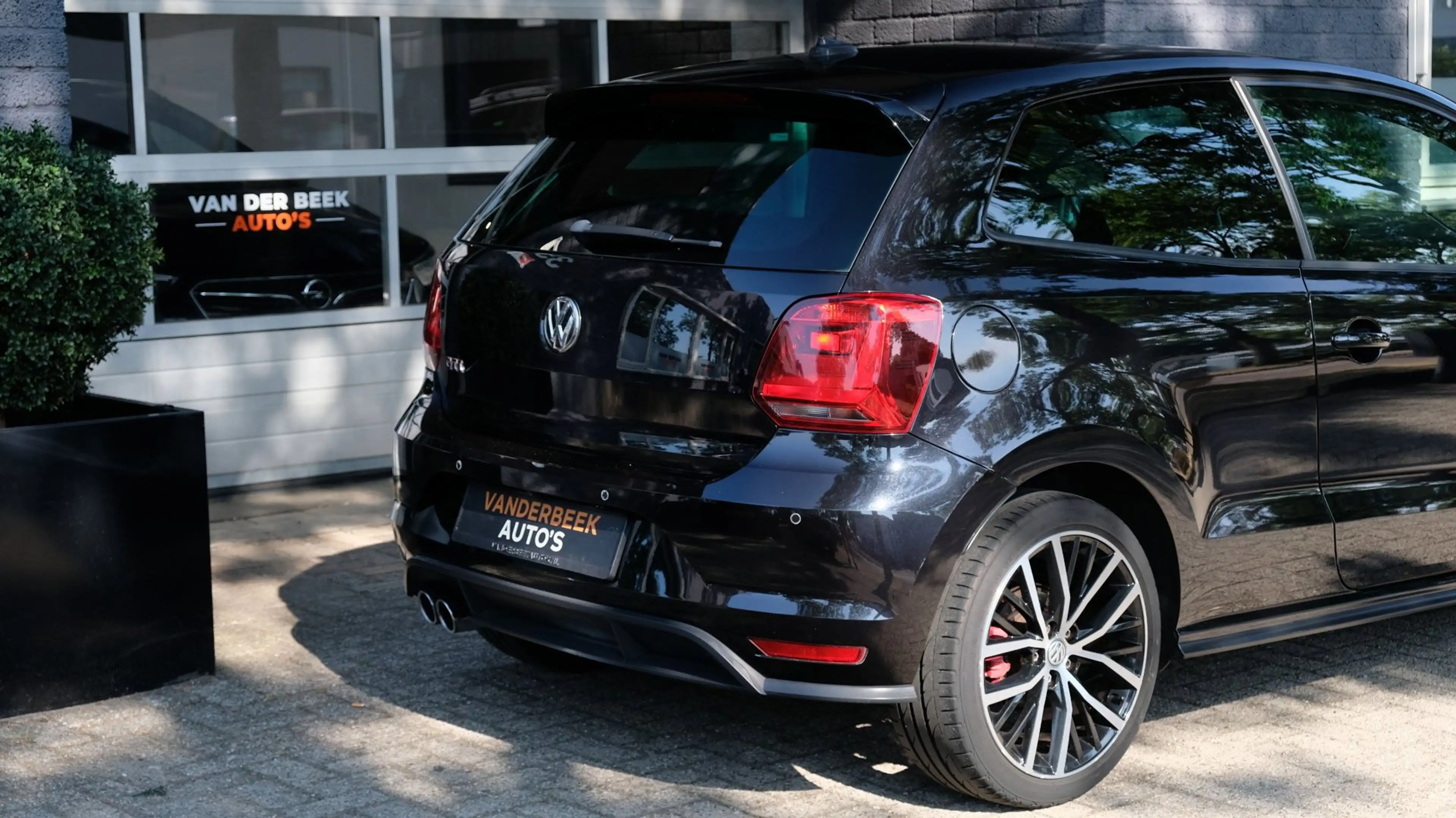 Volkswagen Polo GTI 1.8 TSI 192PK |Carplay|Camera|Cruise|Led — photo 25