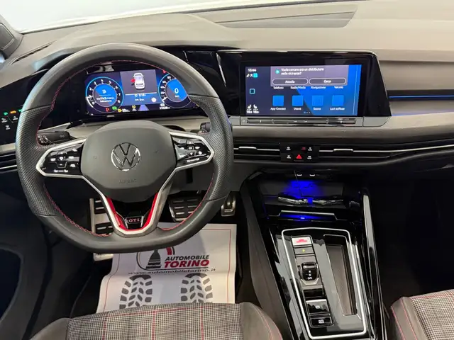 Volkswagen Golf view 8